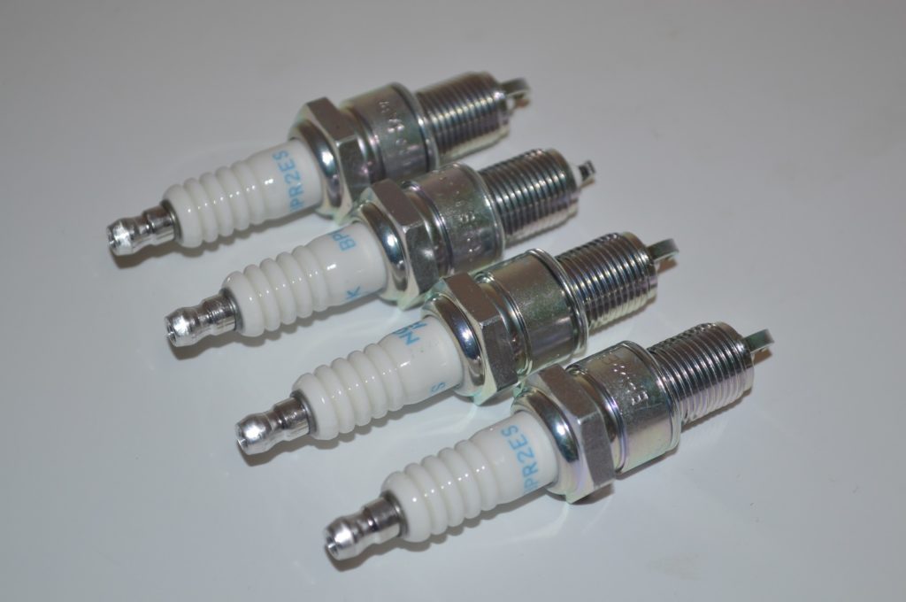 NGK Spark Plug for Kawasaki KAF620K Mule 3010 2005 ⋆