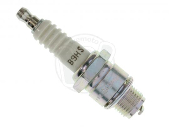 NGK Spark Plug for Kawasaki KE175 | 76-78
